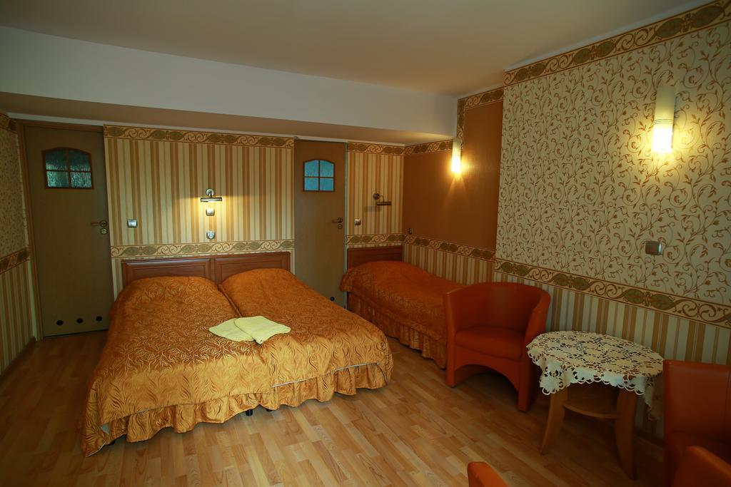 Abwentur Pokoje Gdansk Exterior foto